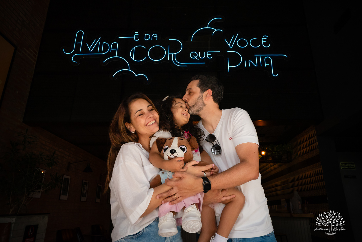 ensaio infantil - fotografia de família - aniversário de 4 anos - ensaio externo - registro de infância - fotógrafo profissional - ar livre - fotos espontâneas - memórias da infância - ensaio com luz natural - Antonio Rocha Fotografias – Pelotas – Una