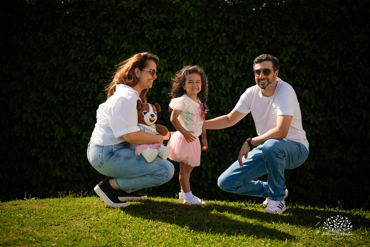 ensaio infantil - fotografia de família - aniversário de 4 anos - ensaio externo - registro de infância - fotógrafo profissional - ar livre - fotos espontâneas - memórias da infância - ensaio com luz natural - Antonio Rocha Fotografias – Pelotas – Una