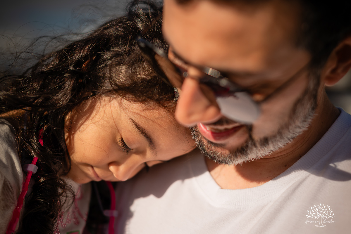 ensaio infantil - fotografia de família - aniversário de 4 anos - ensaio externo - registro de infância - fotógrafo profissional - ar livre - fotos espontâneas - memórias da infância - ensaio com luz natural - Antonio Rocha Fotografias – Pelotas – Una