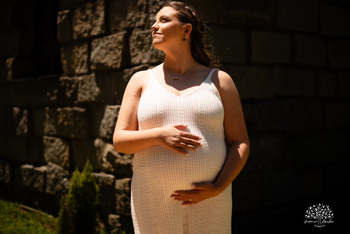 ensaio de gestante - Maiara e Filipe - espera do Théo - vinícola Nardello - manhã ensolarada - fotos de gestante - fotografia de família - registro de momentos - pais de primeira viagem - ensaio gestante ao ar livre - Antonio Rocha Fotografias - Pelotas