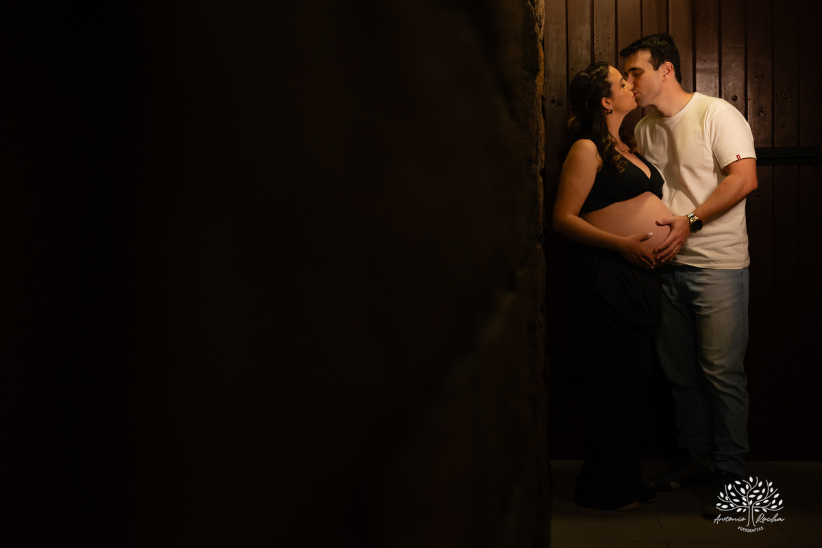 ensaio de gestante - Maiara e Filipe - espera do Théo - vinícola Nardello - manhã ensolarada - fotos de gestante - fotografia de família - registro de momentos - pais de primeira viagem - ensaio gestante ao ar livre - Antonio Rocha Fotografias - Pelotas