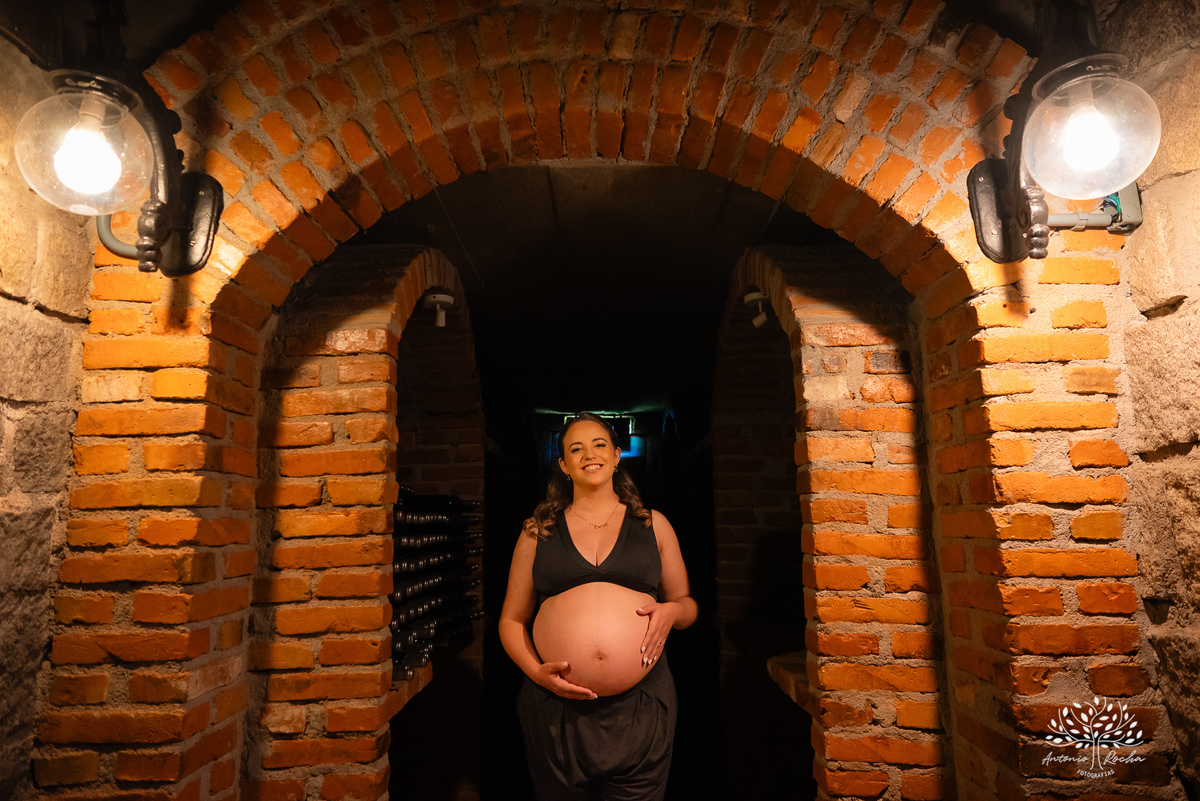 ensaio de gestante - Maiara e Filipe - espera do Théo - vinícola Nardello - manhã ensolarada - fotos de gestante - fotografia de família - registro de momentos - pais de primeira viagem - ensaio gestante ao ar livre - Antonio Rocha Fotografias - Pelotas