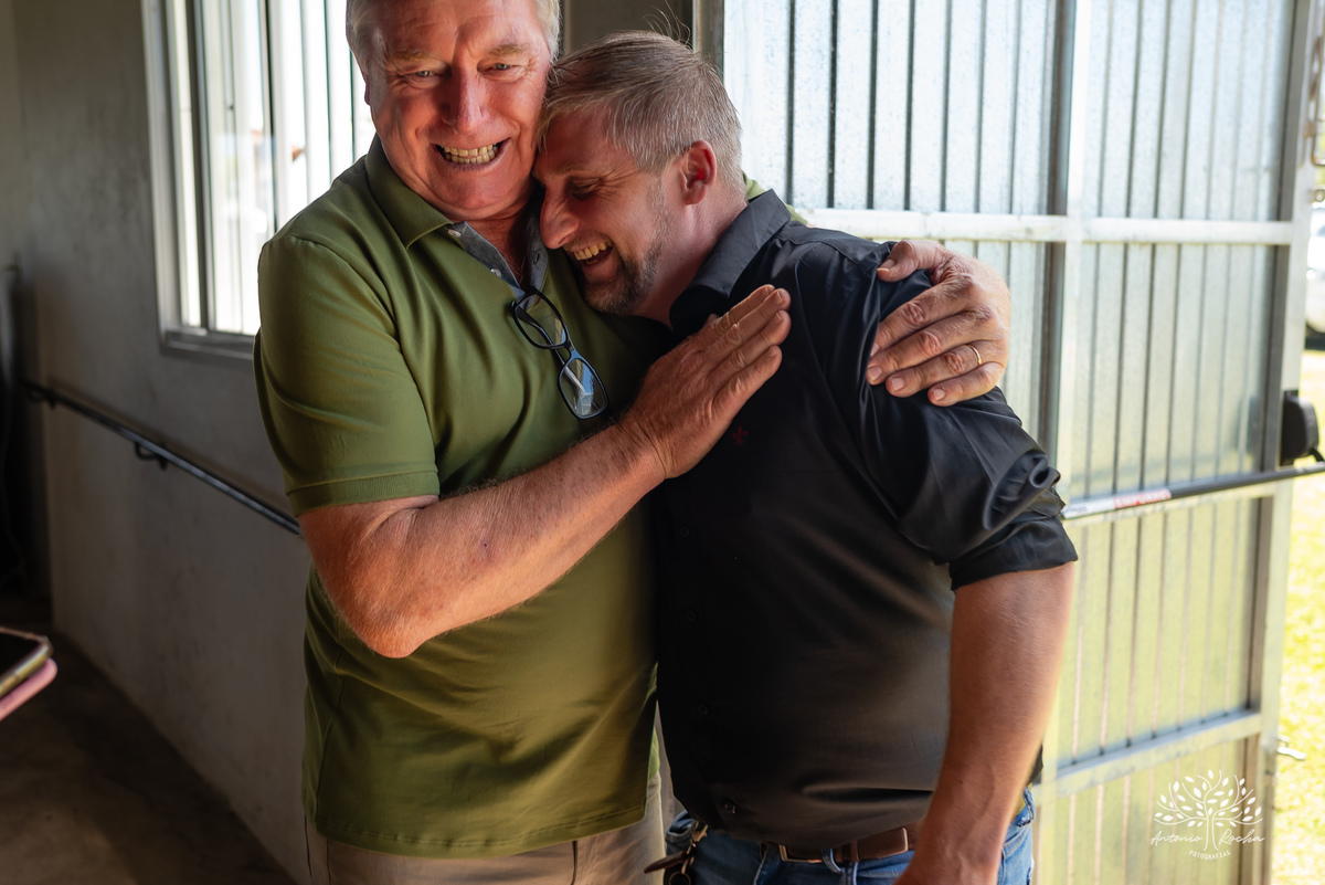 Comemoração - Aniversário - Bento - 2 anos - 60 anos - Avós - Família - Festa - Fotografia - Registro - Memórias - Música ao vivo - Bandinha - Interior - Amigos - Emoção - Alegria - Gestação - Caio - Momentos especiais -Antonio Rocha Fotografias - Pelotas