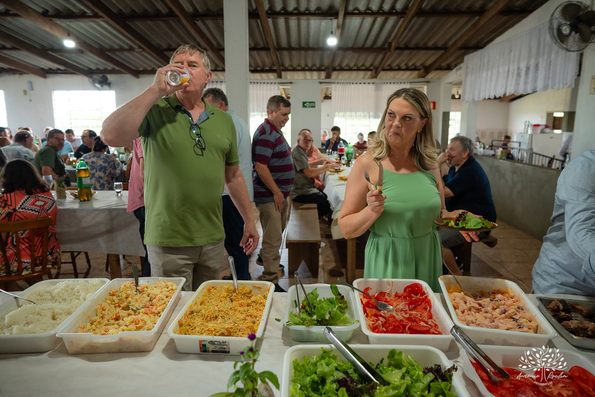 Comemoração - Aniversário - Bento - 2 anos - 60 anos - Avós - Família - Festa - Fotografia - Registro - Memórias - Música ao vivo - Bandinha - Interior - Amigos - Emoção - Alegria - Gestação - Caio - Momentos especiais -Antonio Rocha Fotografias - Pelotas