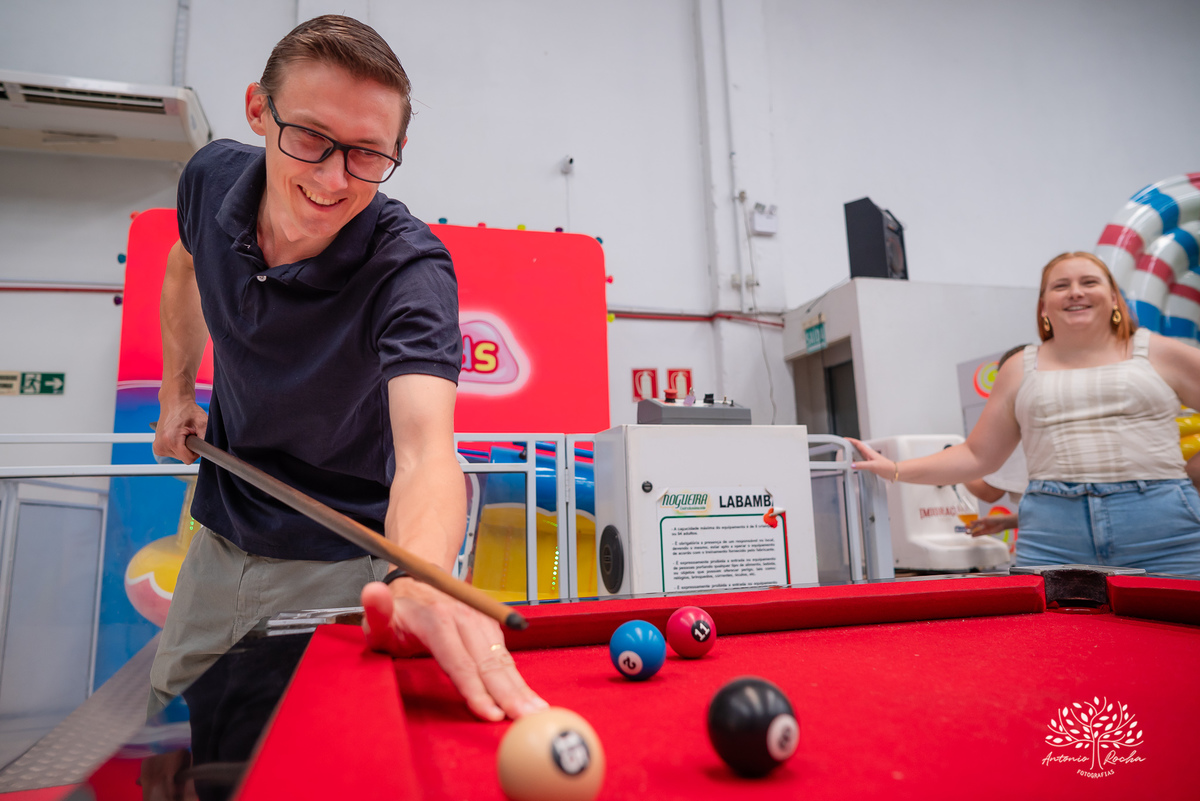 Primeiro aninho - festa infantil - fotografia de aniversário - registros especiais - crianças brincando - fotografia espontânea - fotografia profissional - evento infantil - emoção - fotografia documental - fotógrafo de família – Antonio Rocha Fotografias