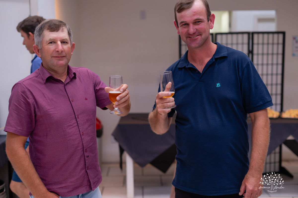 Primeiro aninho - festa infantil - fotografia de aniversário - registros especiais - crianças brincando - fotografia espontânea - fotografia profissional - evento infantil - emoção - fotografia documental - fotógrafo de família – Antonio Rocha Fotografias