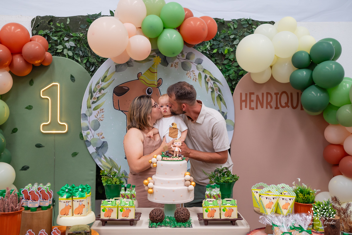 Primeiro aninho - festa infantil - fotografia de aniversário - registros especiais - crianças brincando - fotografia espontânea - fotografia profissional - evento infantil - emoção - fotografia documental - fotógrafo de família – Antonio Rocha Fotografias
