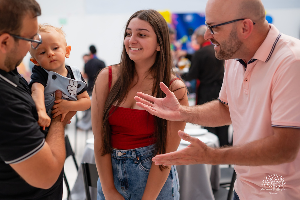 Gael - aniversário - festa infantil - 1 ano - amor - alegria - fotografia - memórias - família - diversão - carinho - sorrisos - momentos especiais - recordações – celebração – Pelotas – Antonio Rocha Fotografias – Michey – Cliff Kids