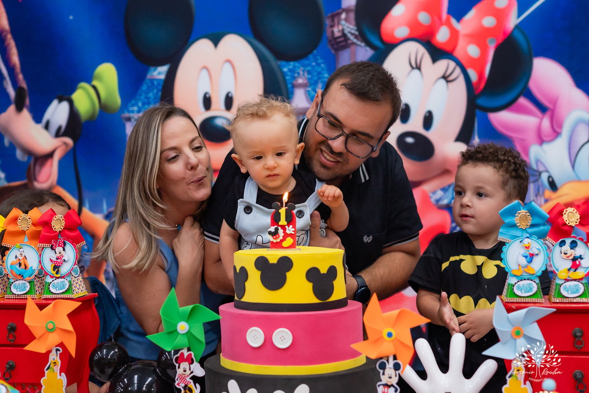 Gael - aniversário - festa infantil - 1 ano - amor - alegria - fotografia - memórias - família - diversão - carinho - sorrisos - momentos especiais - recordações – celebração – Pelotas – Antonio Rocha Fotografias – Michey – Cliff Kids