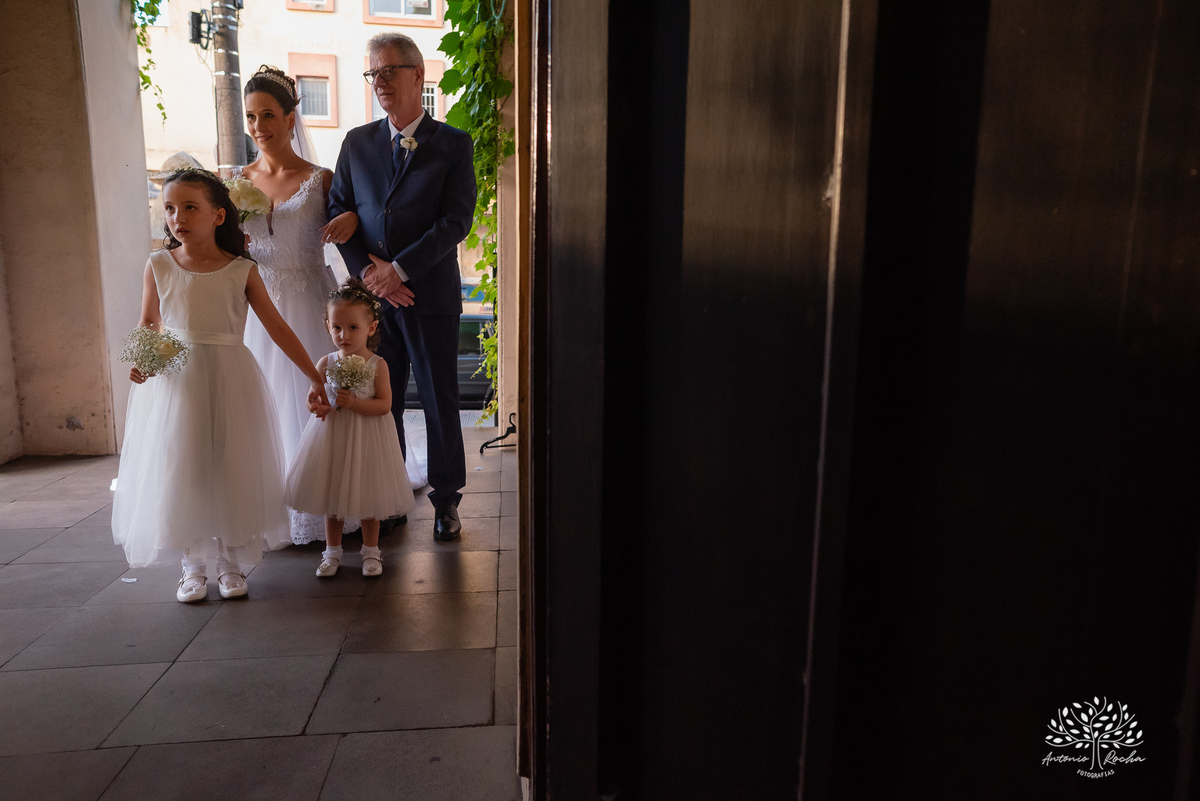 Gabi - Luiz - casamento - amor - cerimônia - Igreja Cabeluda –pet alianças - recepção - pista de dança - celebração - Sant’ Helena Eventos - registros fotográficos - amor verdadeiro - memórias - confiança - carinho - Antonio Rocha Fotografias - Pelotas