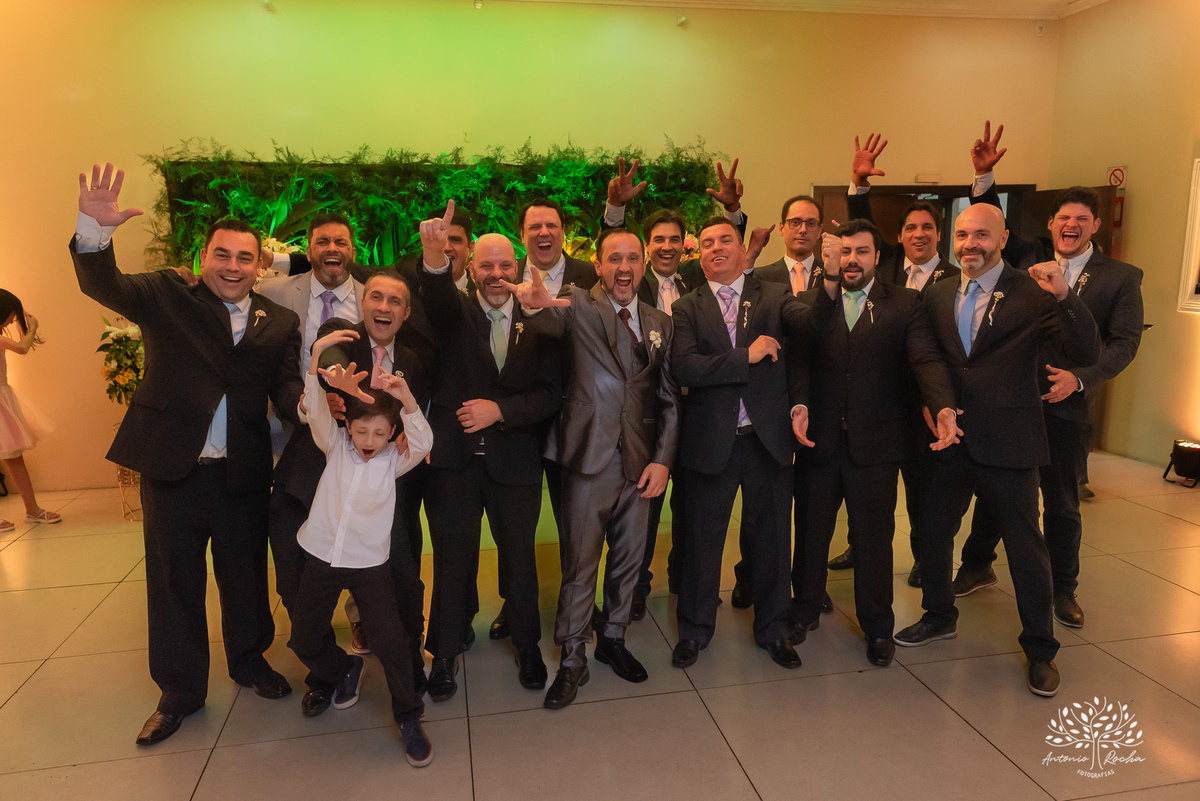 Gabi - Luiz - casamento - amor - cerimônia - Igreja Cabeluda –pet alianças - recepção - pista de dança - celebração - Sant’ Helena Eventos - registros fotográficos - amor verdadeiro - memórias - confiança - carinho - Antonio Rocha Fotografias - Pelotas
