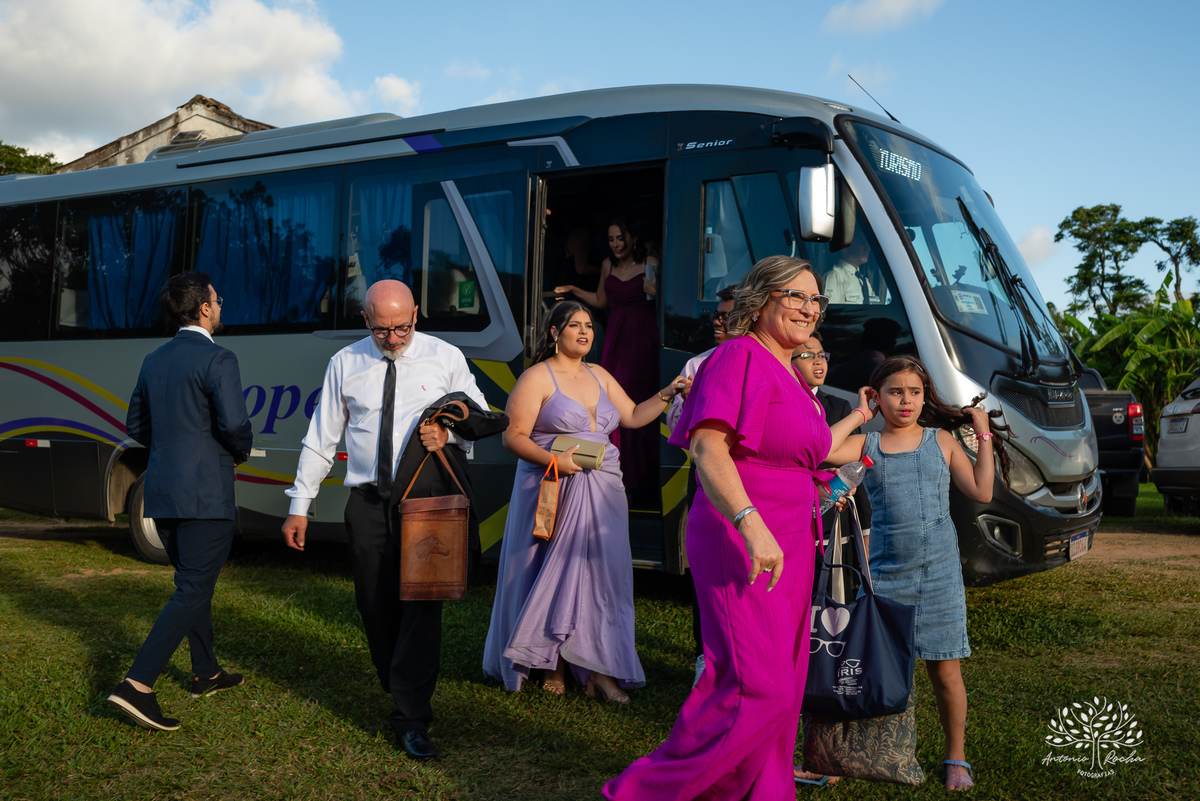 casamento - amor - cumplicidade - fé - celebração - cerimônia - emoção - parceria - noivos - festa - fotografia - lembranças - família - amigos - dança - alegria - igreja - carros antigos -  felicidade - Pelotas - Antonio Rocha Fotografias - Casa Wille