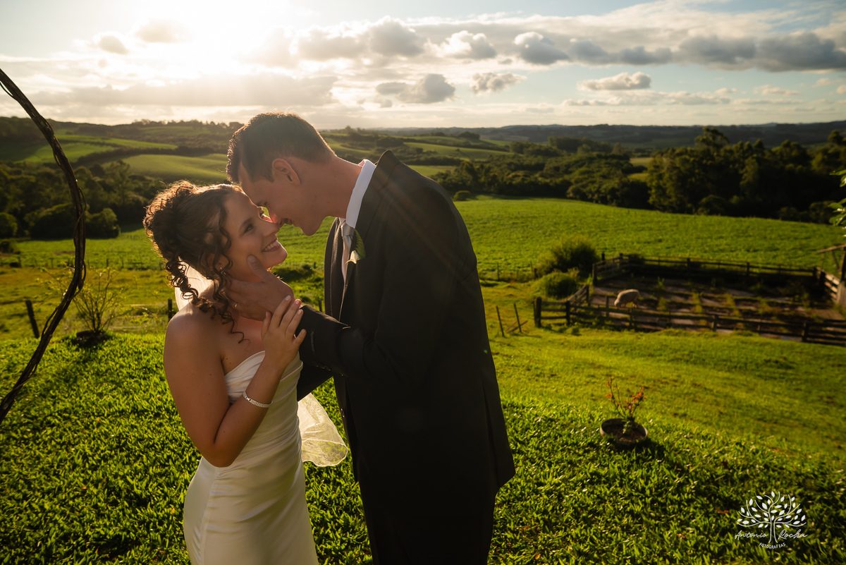 casamento - amor - cumplicidade - fé - celebração - cerimônia - emoção - parceria - noivos - festa - fotografia - lembranças - família - amigos - dança - alegria - igreja - carros antigos -  felicidade - Pelotas - Antonio Rocha Fotografias - Casa Wille
