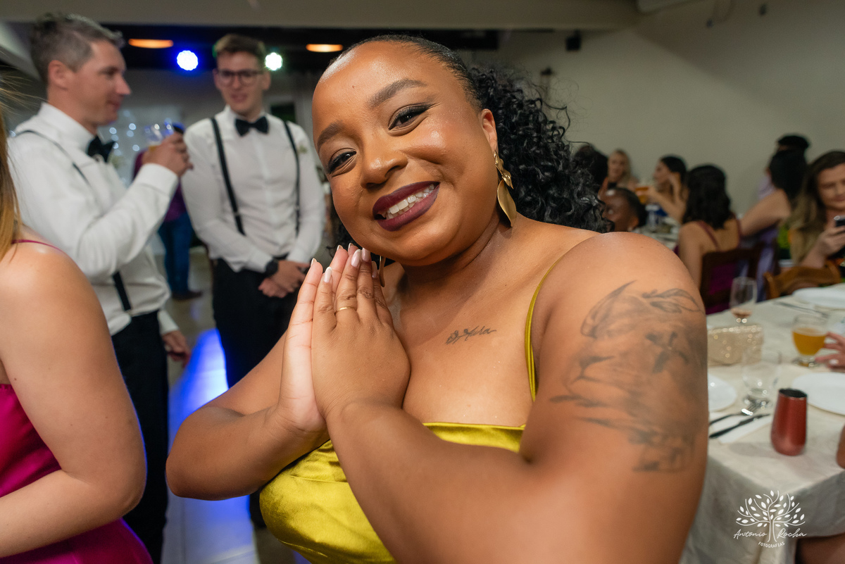 casamento - amor - cumplicidade - fé - celebração - cerimônia - emoção - parceria - noivos - festa - fotografia - lembranças - família - amigos - dança - alegria - igreja - carros antigos -  felicidade - Pelotas - Antonio Rocha Fotografias - Casa Wille