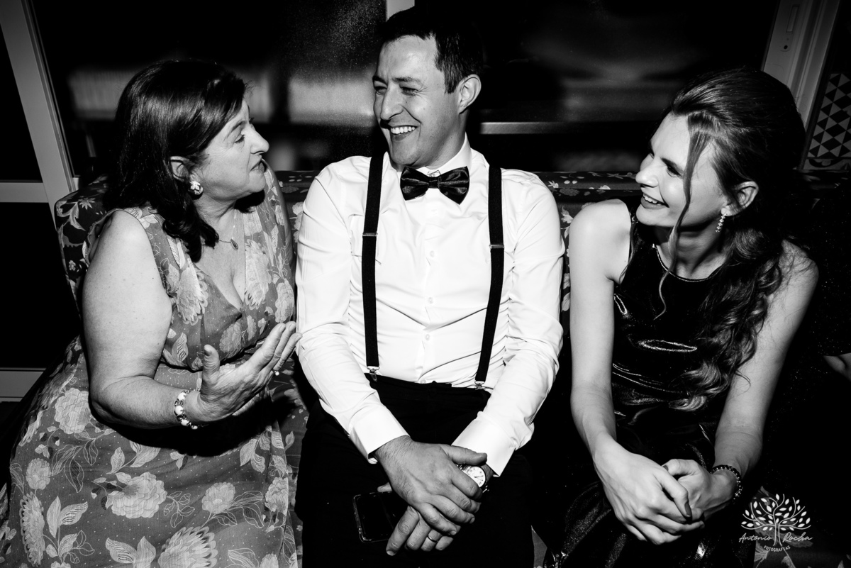 casamento - amor - cumplicidade - fé - celebração - cerimônia - emoção - parceria - noivos - festa - fotografia - lembranças - família - amigos - dança - alegria - igreja - carros antigos -  felicidade - Pelotas - Antonio Rocha Fotografias - Casa Wille