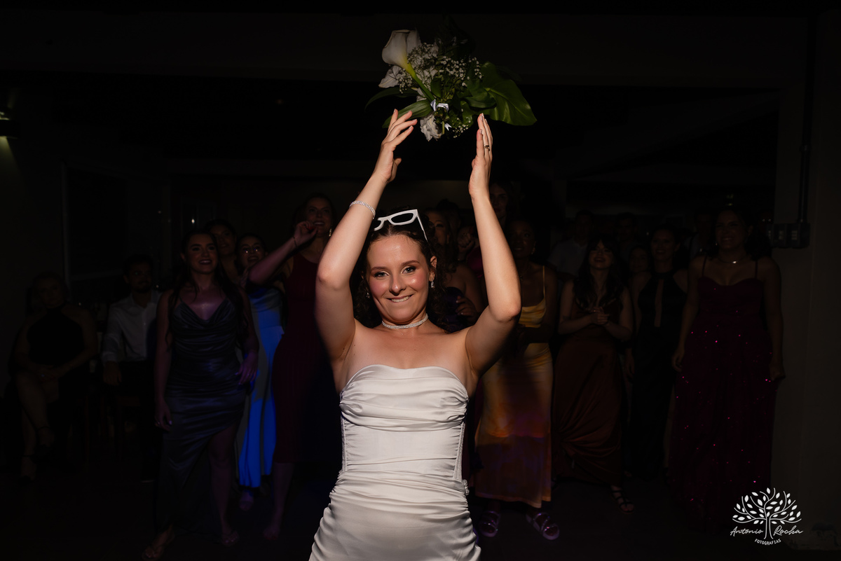 casamento - amor - cumplicidade - fé - celebração - cerimônia - emoção - parceria - noivos - festa - fotografia - lembranças - família - amigos - dança - alegria - igreja - carros antigos -  felicidade - Pelotas - Antonio Rocha Fotografias - Casa Wille