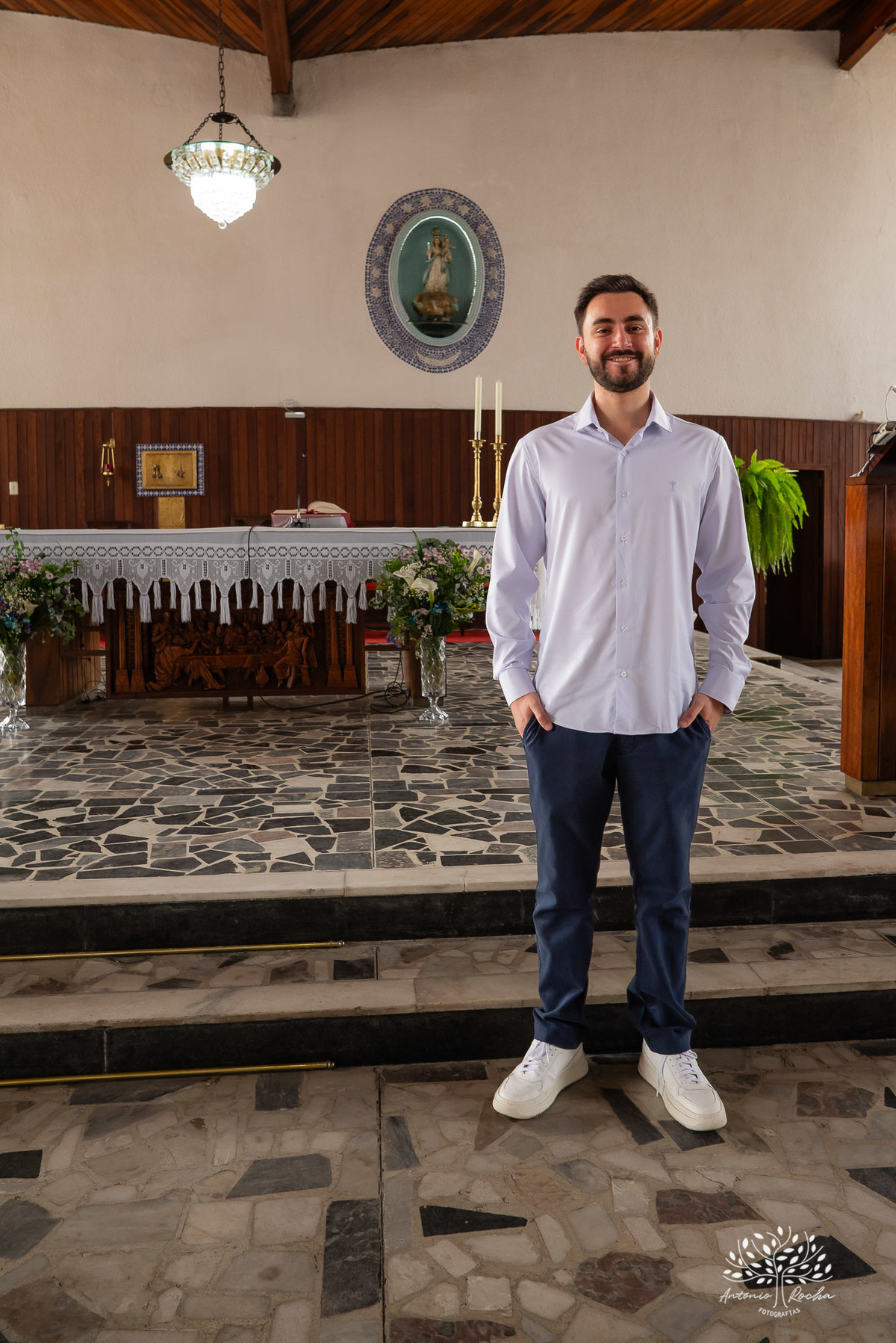 João Vitor - formatura - Medicina - UCPel - colação de grau - recepção - celebração - família - amigos - professores - conquista - emoção - registro - fotografia - discurso - crm - doutor - fotos formatura - trajetória - toga - médico - missa - fenadoce