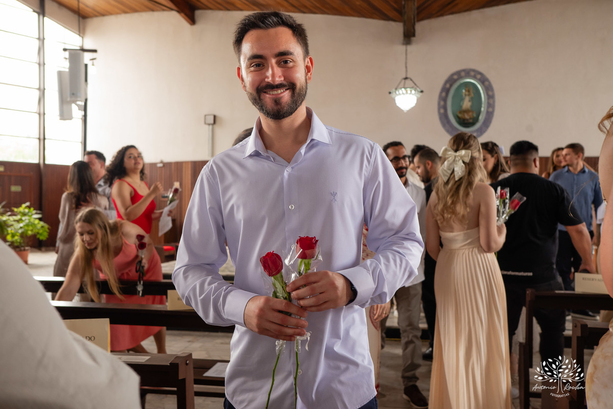 João Vitor - formatura - Medicina - UCPel - colação de grau - recepção - celebração - família - amigos - professores - conquista - emoção - registro - fotografia - discurso - crm - doutor - fotos formatura - trajetória - toga - médico - missa - fenadoce