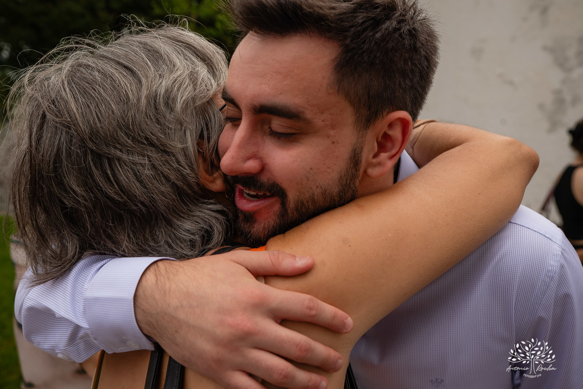 João Vitor - formatura - Medicina - UCPel - colação de grau - recepção - celebração - família - amigos - professores - conquista - emoção - registro - fotografia - discurso - crm - doutor - fotos formatura - trajetória - toga - médico - missa - fenadoce