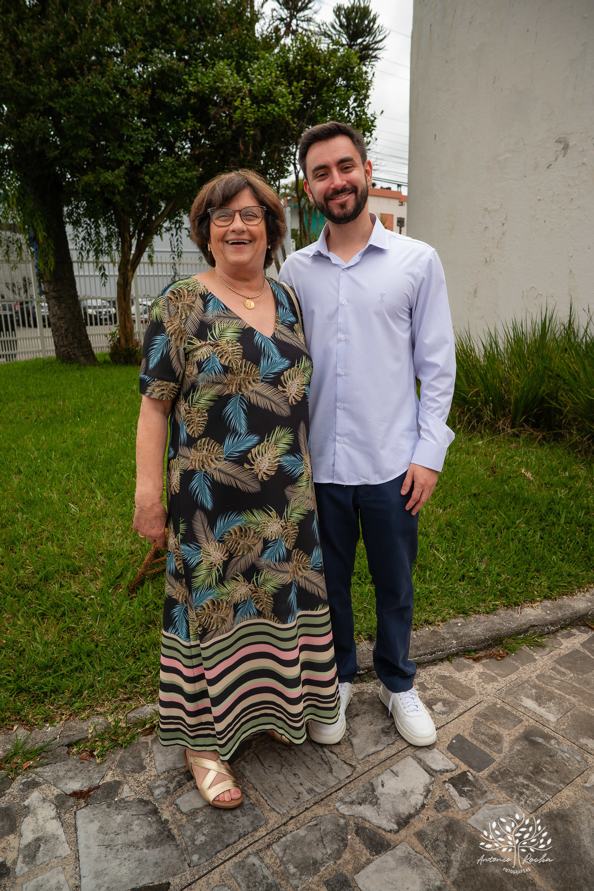 João Vitor - formatura - Medicina - UCPel - colação de grau - recepção - celebração - família - amigos - professores - conquista - emoção - registro - fotografia - discurso - crm - doutor - fotos formatura - trajetória - toga - médico - missa - fenadoce