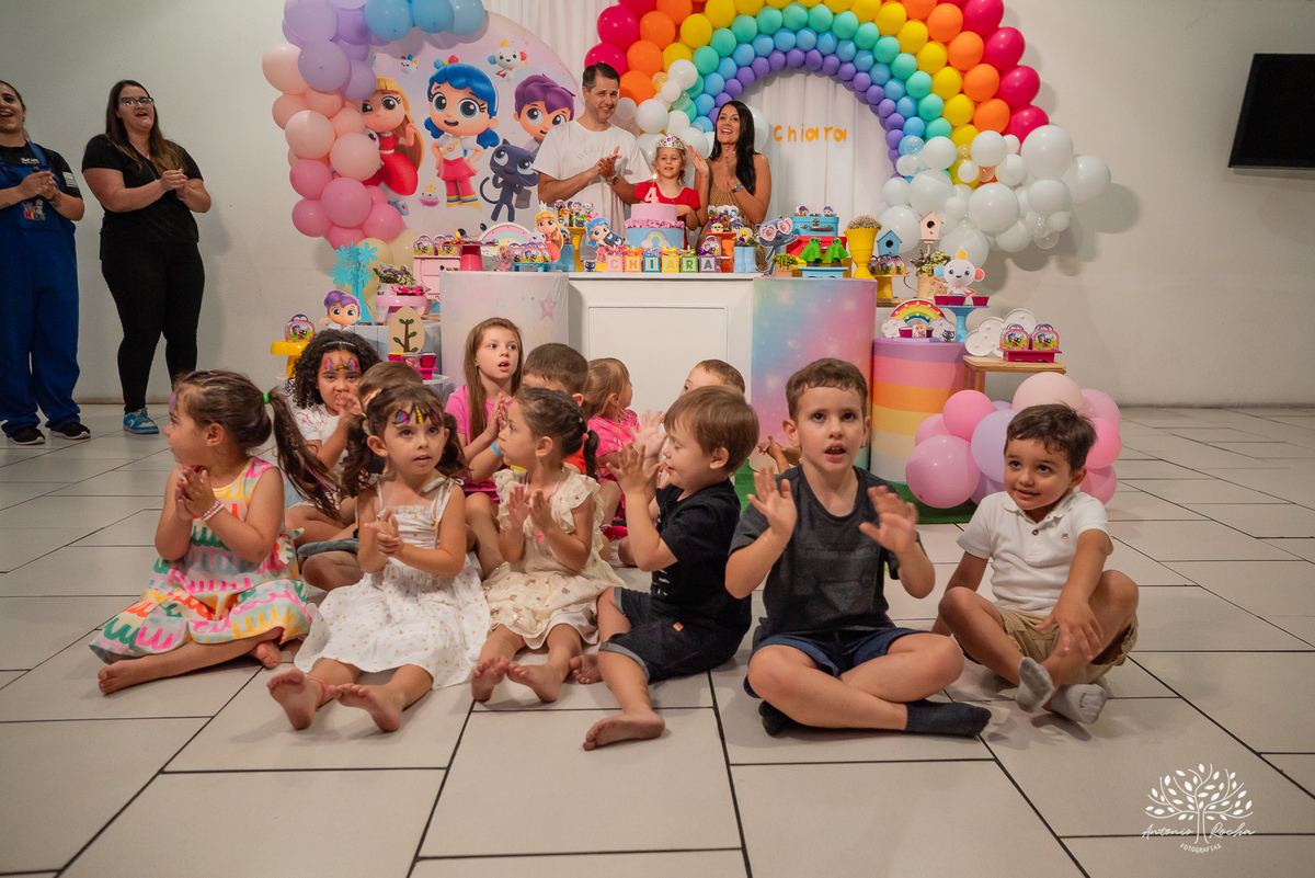 fotografia infantil - festa de criança - fotografia espontânea - lembranças da infância - fotografia de aniversário - fotógrafos de família - ensaio infantil - crianças brincando - fotos autênticas – Pelotas – Antonio Rocha Fotografias – Cliff Kids