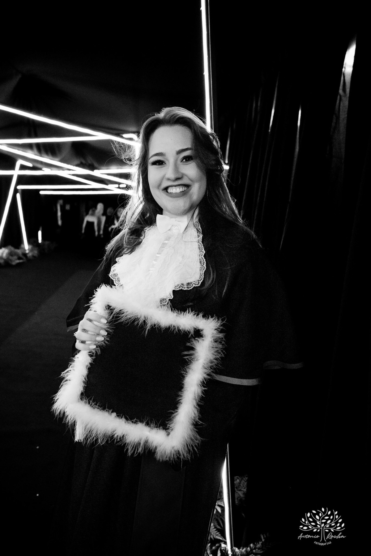 Formatura - Medicina - Maria Vitória - Ensaio de Meio Médico - Prova de Toga - Colação de Grau - Recepção de Formatura - Conquista - Emoção - Fotografia de Formatura - Memórias - Família - Celebração - Gratidão - Antonio Rocha Fotografias - Pelotas - Mavi