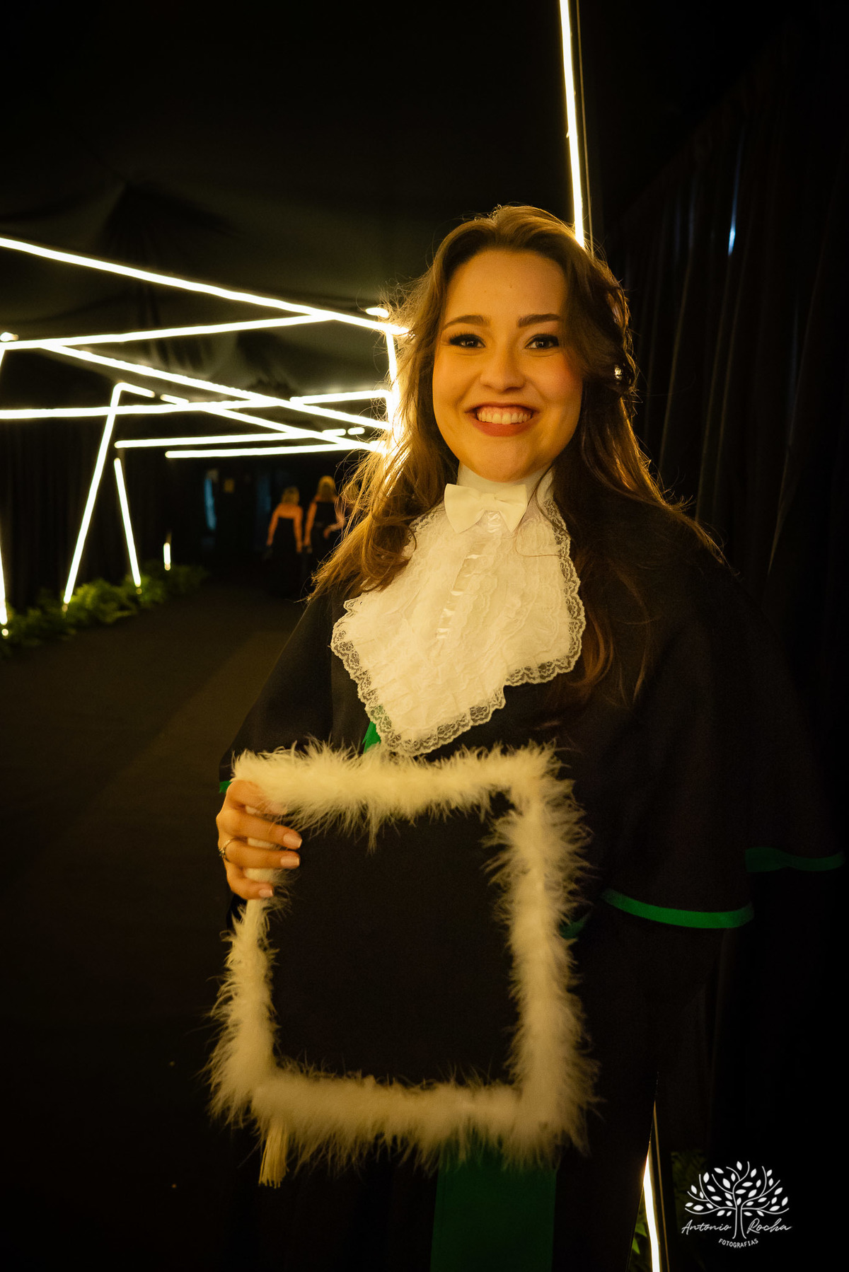 Formatura - Medicina - Maria Vitória - Ensaio de Meio Médico - Prova de Toga - Colação de Grau - Recepção de Formatura - Conquista - Emoção - Fotografia de Formatura - Memórias - Família - Celebração - Gratidão - Antonio Rocha Fotografias - Pelotas - Mavi