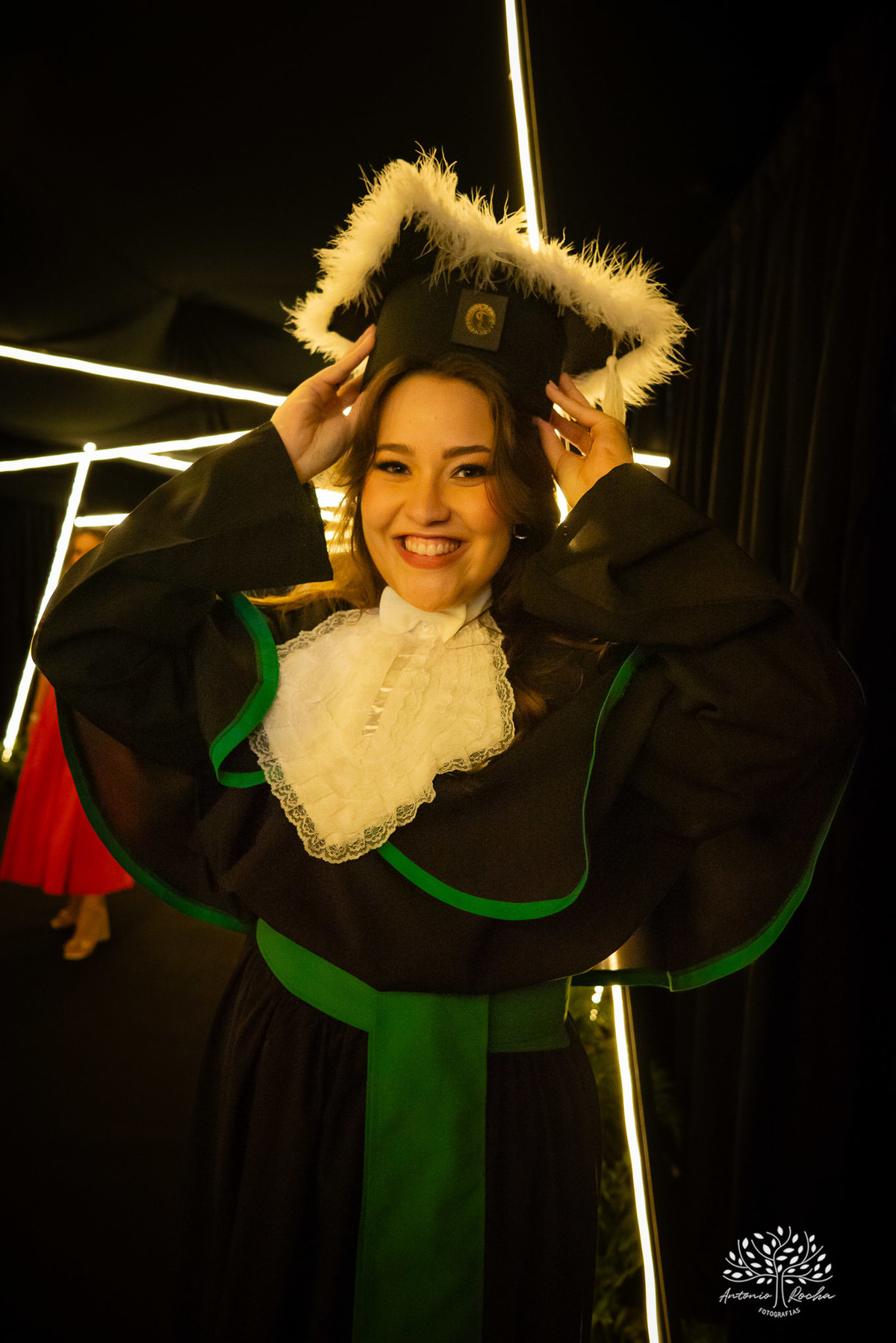 Formatura - Medicina - Maria Vitória - Ensaio de Meio Médico - Prova de Toga - Colação de Grau - Recepção de Formatura - Conquista - Emoção - Fotografia de Formatura - Memórias - Família - Celebração - Gratidão - Antonio Rocha Fotografias - Pelotas - Mavi