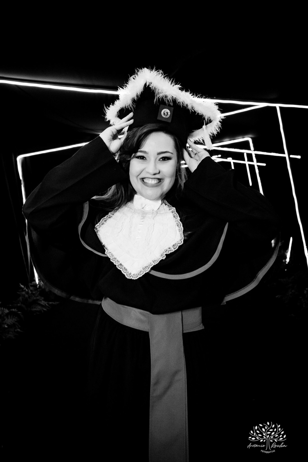 Formatura - Medicina - Maria Vitória - Ensaio de Meio Médico - Prova de Toga - Colação de Grau - Recepção de Formatura - Conquista - Emoção - Fotografia de Formatura - Memórias - Família - Celebração - Gratidão - Antonio Rocha Fotografias - Pelotas - Mavi