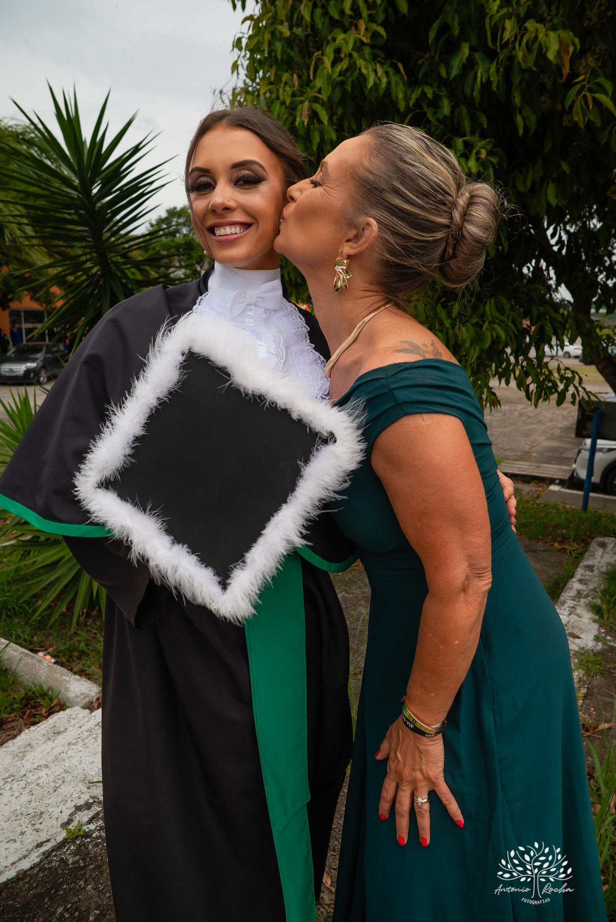 celebração - colação de grau - Centro de Eventos da Fenadoce - Igreja da Luz - Bodega da XV - conquista - emoção - medicina - registro fotográfico - memórias - fotografia de formatura - Antonio Rocha Fotografias - Pelotas