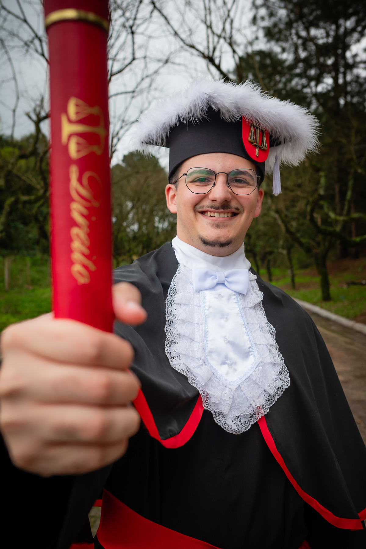 formatura - ensaio pré-formatura - Pedro - fotografia - recepção - celebração - sorrisos - emoção - diversão - cumplicidade - lembranças - toga - UCPEL - confiança - conquista - registro - Antonio Rocha Fotografias - Pelotas - Las Acácias