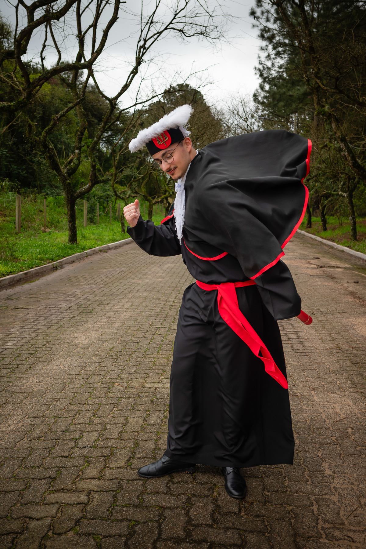 formatura - ensaio pré-formatura - Pedro - fotografia - recepção - celebração - sorrisos - emoção - diversão - cumplicidade - lembranças - toga - UCPEL - confiança - conquista - registro - Antonio Rocha Fotografias - Pelotas - Las Acácias