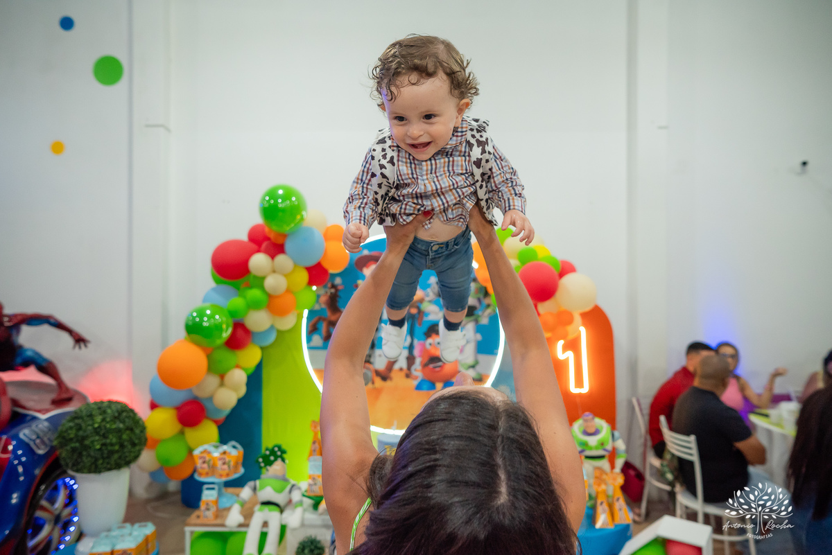primeiro aninho - fotografia infantil - festa de aniversário - memórias inesquecíveis -toy story -  ensaio fotográfico - celebração especial - recordações - fotografia profissional - Antonio Rocha Fotografias - aniversário infantil Pelotas – Loly Pop