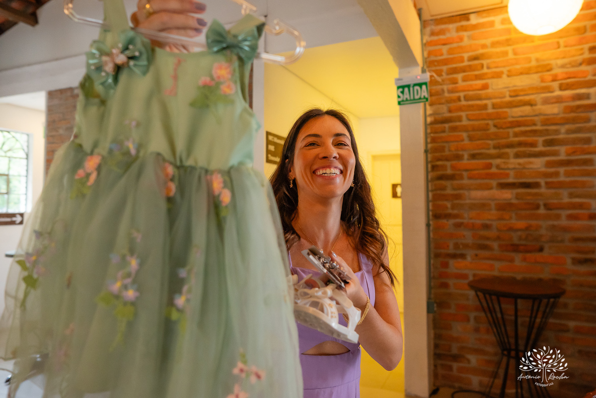 Laura - primeiro aninho - bebê arco-íris - aniversário infantil - festa em casa - Quinta Dom Manuel - família - alegria - emoção - churrasco - amigos - diversão - piscina - animação infantil - fotografia de aniversário - Antonio Rocha Fotografias -Pelotas
