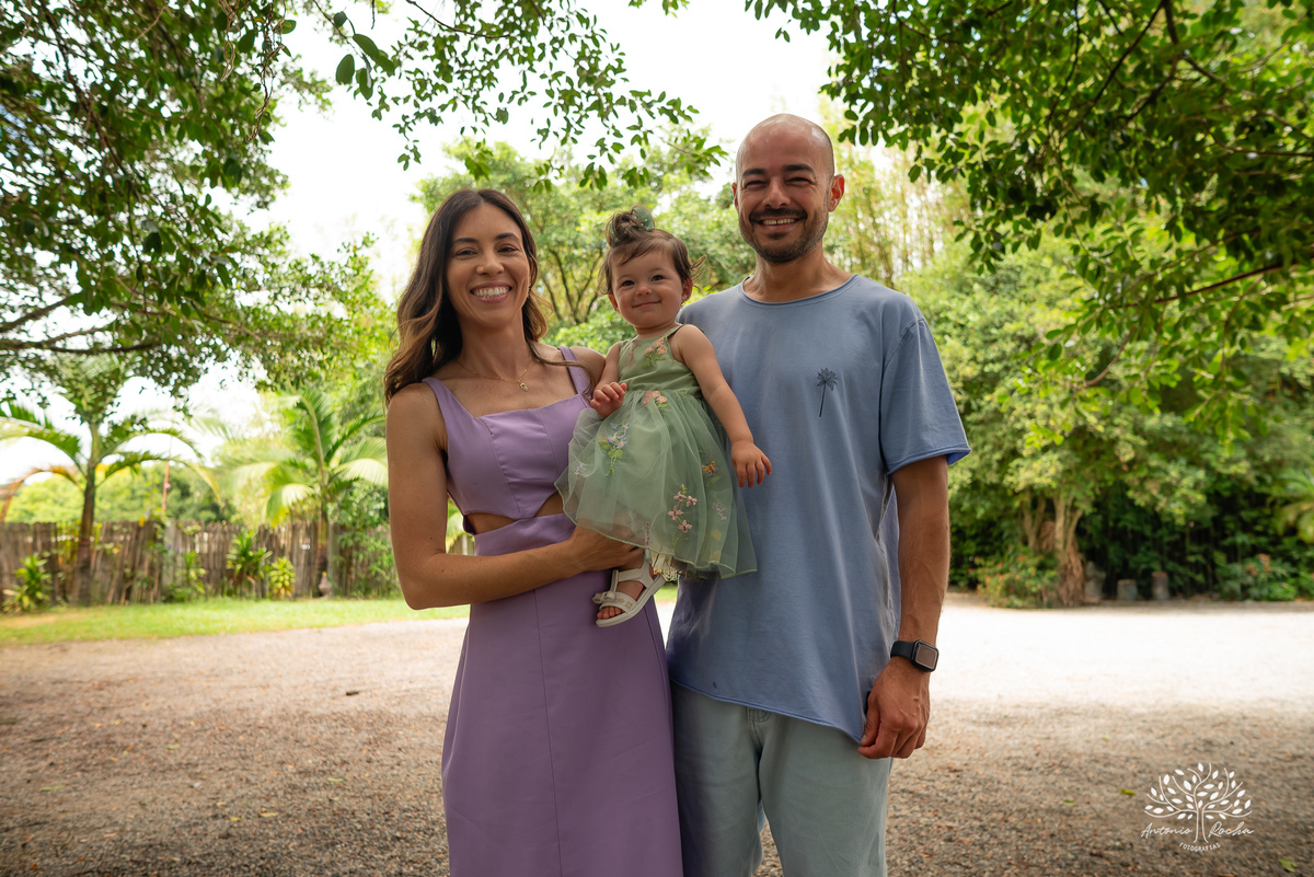 Laura - primeiro aninho - bebê arco-íris - aniversário infantil - festa em casa - Quinta Dom Manuel - família - alegria - emoção - churrasco - amigos - diversão - piscina - animação infantil - fotografia de aniversário - Antonio Rocha Fotografias -Pelotas