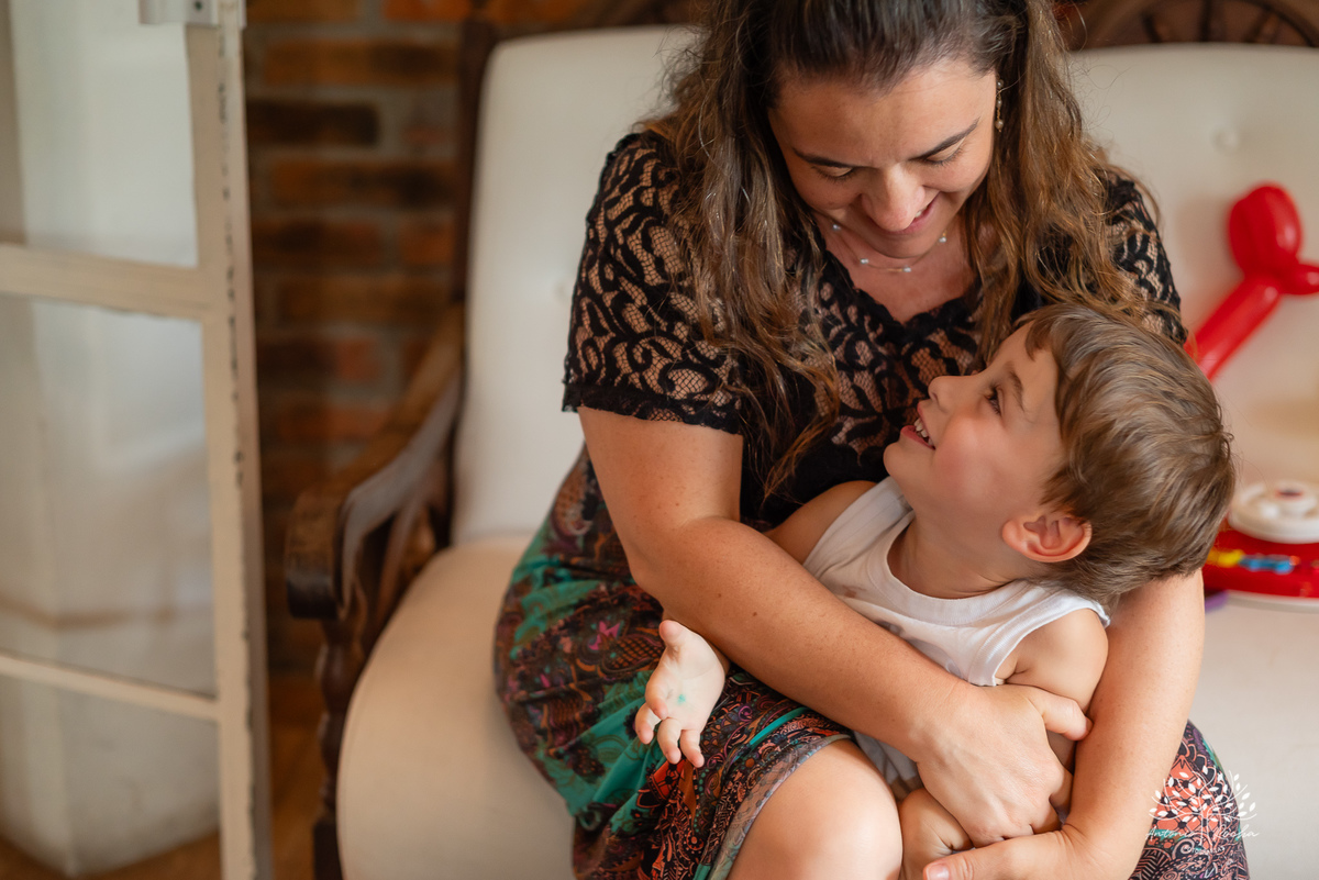 Laura - primeiro aninho - bebê arco-íris - aniversário infantil - festa em casa - Quinta Dom Manuel - família - alegria - emoção - churrasco - amigos - diversão - piscina - animação infantil - fotografia de aniversário - Antonio Rocha Fotografias -Pelotas