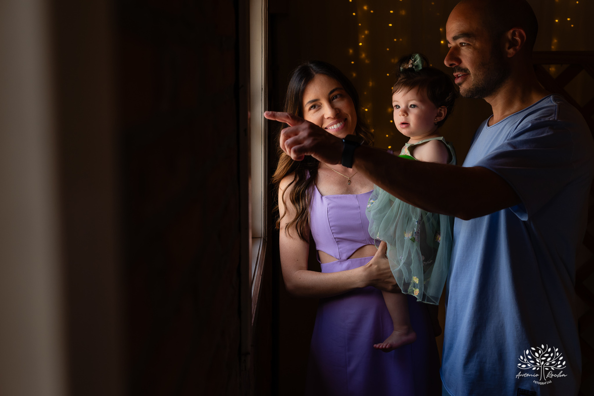 Laura - primeiro aninho - bebê arco-íris - aniversário infantil - festa em casa - Quinta Dom Manuel - família - alegria - emoção - churrasco - amigos - diversão - piscina - animação infantil - fotografia de aniversário - Antonio Rocha Fotografias -Pelotas