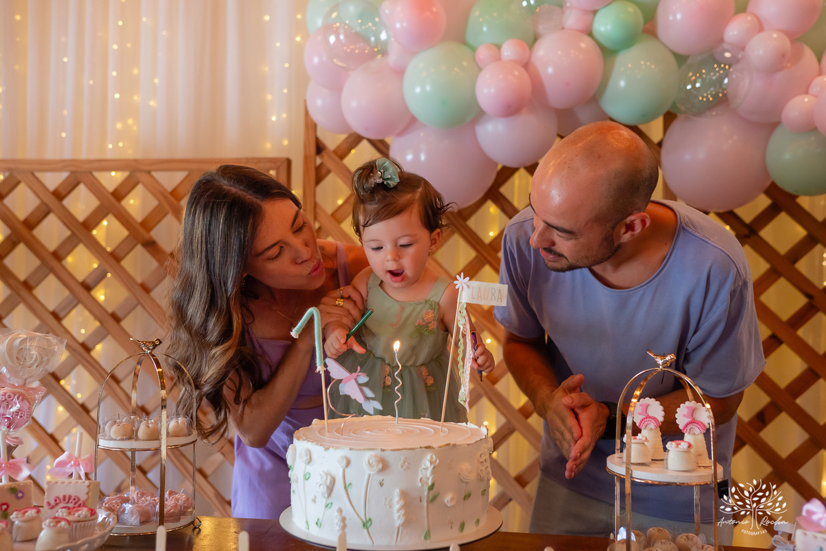 Laura - primeiro aninho - bebê arco-íris - aniversário infantil - festa em casa - Quinta Dom Manuel - família - alegria - emoção - churrasco - amigos - diversão - piscina - animação infantil - fotografia de aniversário - Antonio Rocha Fotografias -Pelotas