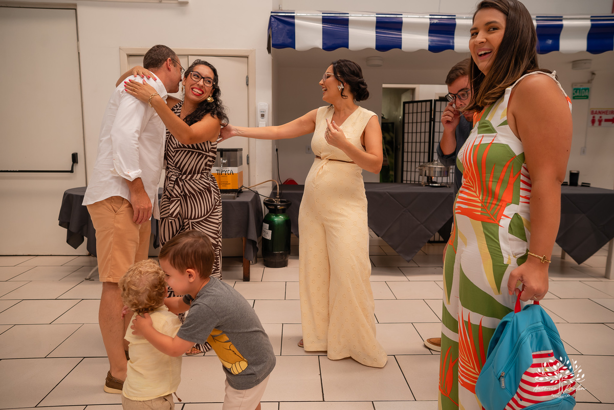 festa infantil - aniversário - fotografia de família - dinossauros - diversão - irmãos - celebração - alegria - Prof. Tiago - música ao vivo - decoração temática - fotografia profissional - lembranças inesquecíveis - Antonio Rocha fotografias - Pelotas