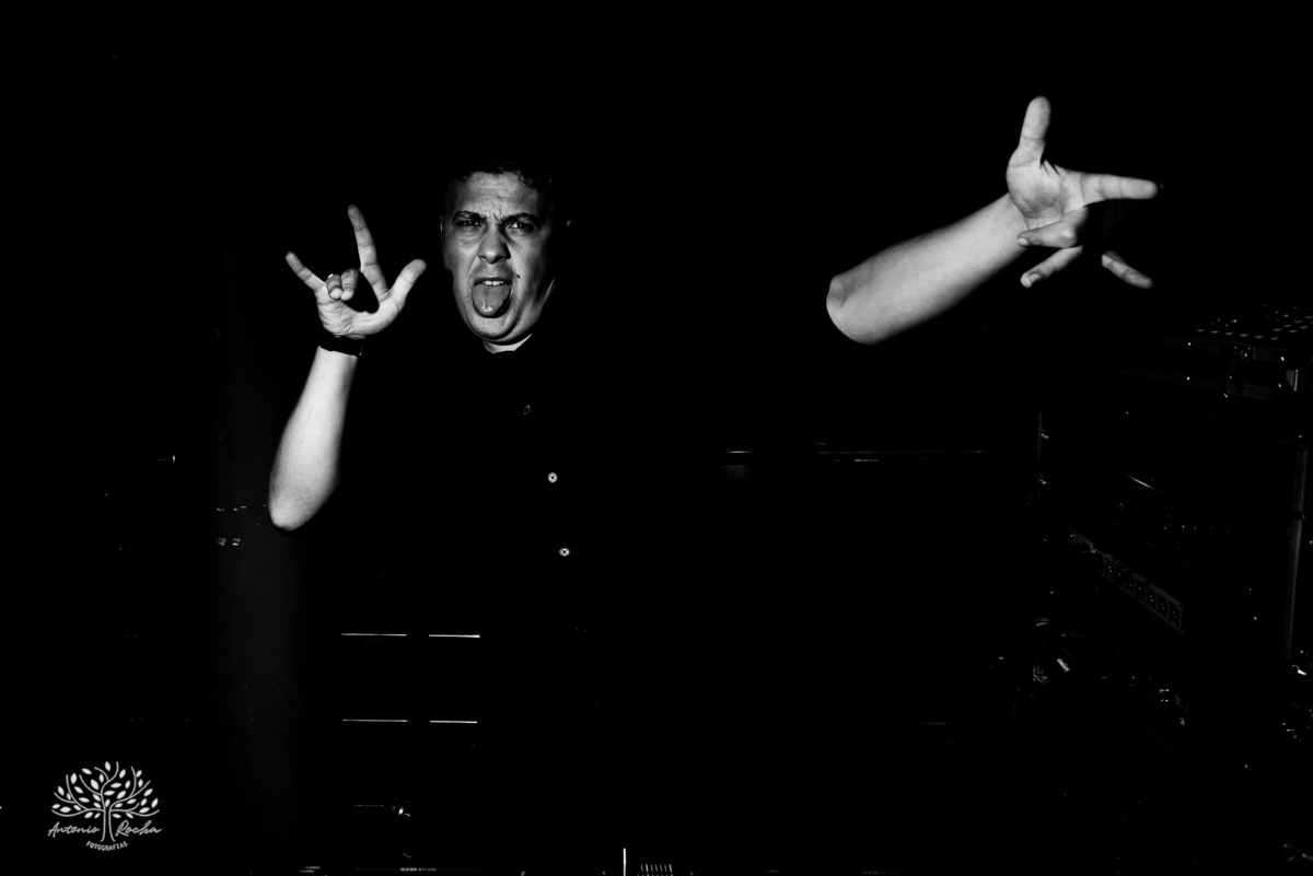 alegria - dedicação - esforço - aprendizado - formatura - Direito - Pedro - festa - amizade - Xavante - DJ - Xavabanda - discurso - brinde - pista de dança - bar - costelão - celebração - família – Pelotas - trabalho - registro - Antonio Rocha Fotografias