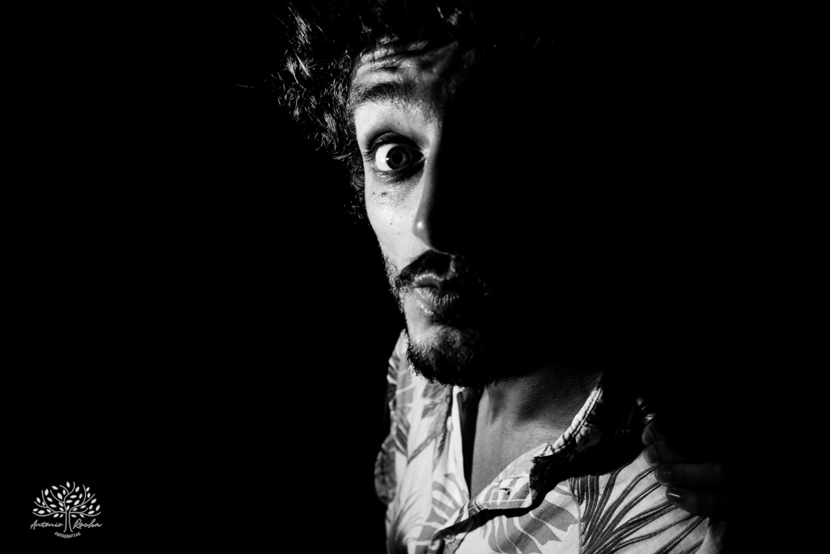 alegria - dedicação - esforço - aprendizado - formatura - Direito - Pedro - festa - amizade - Xavante - DJ - Xavabanda - discurso - brinde - pista de dança - bar - costelão - celebração - família – Pelotas - trabalho - registro - Antonio Rocha Fotografias