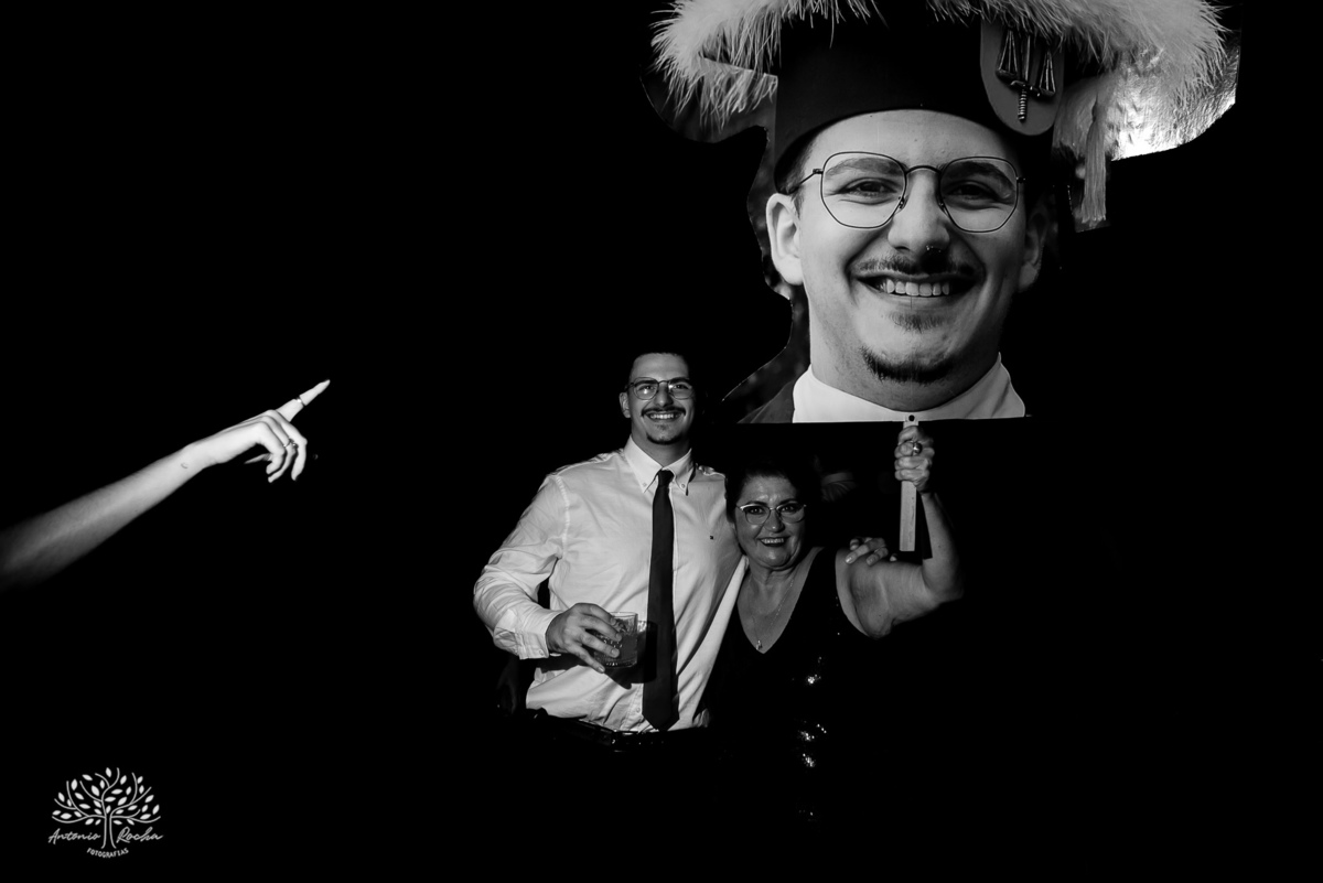 alegria - dedicação - esforço - aprendizado - formatura - Direito - Pedro - festa - amizade - Xavante - DJ - Xavabanda - discurso - brinde - pista de dança - bar - costelão - celebração - família – Pelotas - trabalho - registro - Antonio Rocha Fotografias