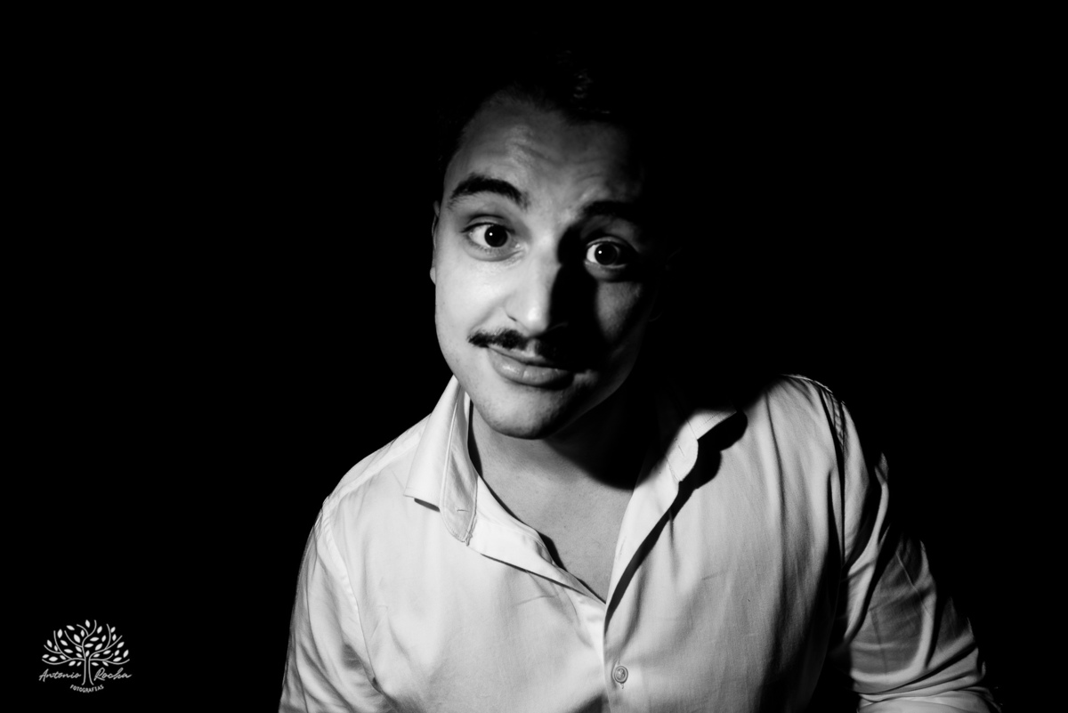 alegria - dedicação - esforço - aprendizado - formatura - Direito - Pedro - festa - amizade - Xavante - DJ - Xavabanda - discurso - brinde - pista de dança - bar - costelão - celebração - família – Pelotas - trabalho - registro - Antonio Rocha Fotografias