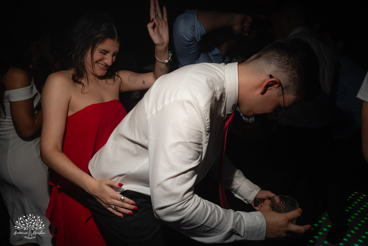 alegria - dedicação - esforço - aprendizado - formatura - Direito - Pedro - festa - amizade - Xavante - DJ - Xavabanda - discurso - brinde - pista de dança - bar - costelão - celebração - família – Pelotas - trabalho - registro - Antonio Rocha Fotografias