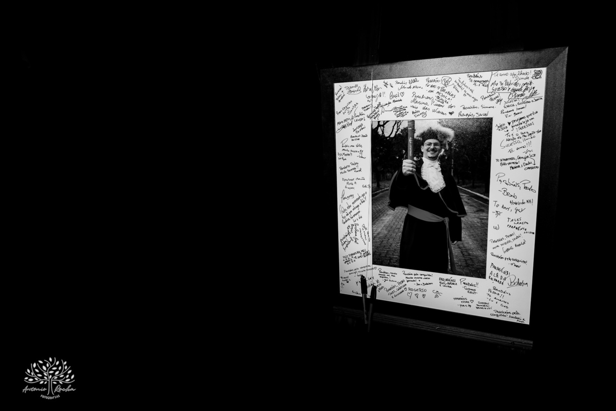 alegria - dedicação - esforço - aprendizado - formatura - Direito - Pedro - festa - amizade - Xavante - DJ - Xavabanda - discurso - brinde - pista de dança - bar - costelão - celebração - família – Pelotas - trabalho - registro - Antonio Rocha Fotografias