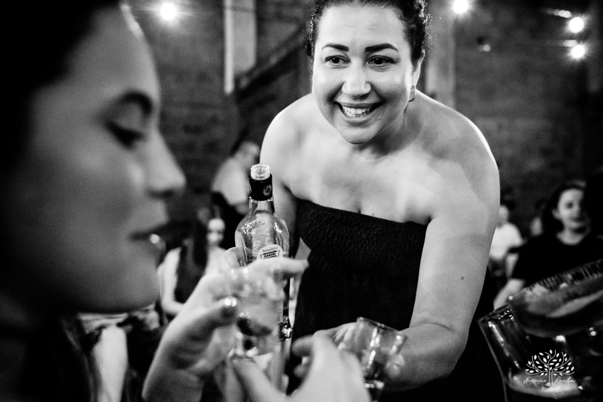 formatura - Direito - UFRGS - celebração - família - amigos - emoção - gratidão - conquista - pizzaria - raízes - colação de grau - festa - fotografia - memórias - alegria - sucesso - trajetória - abraços - momentos especiais-cerro grande do sul - pelotas