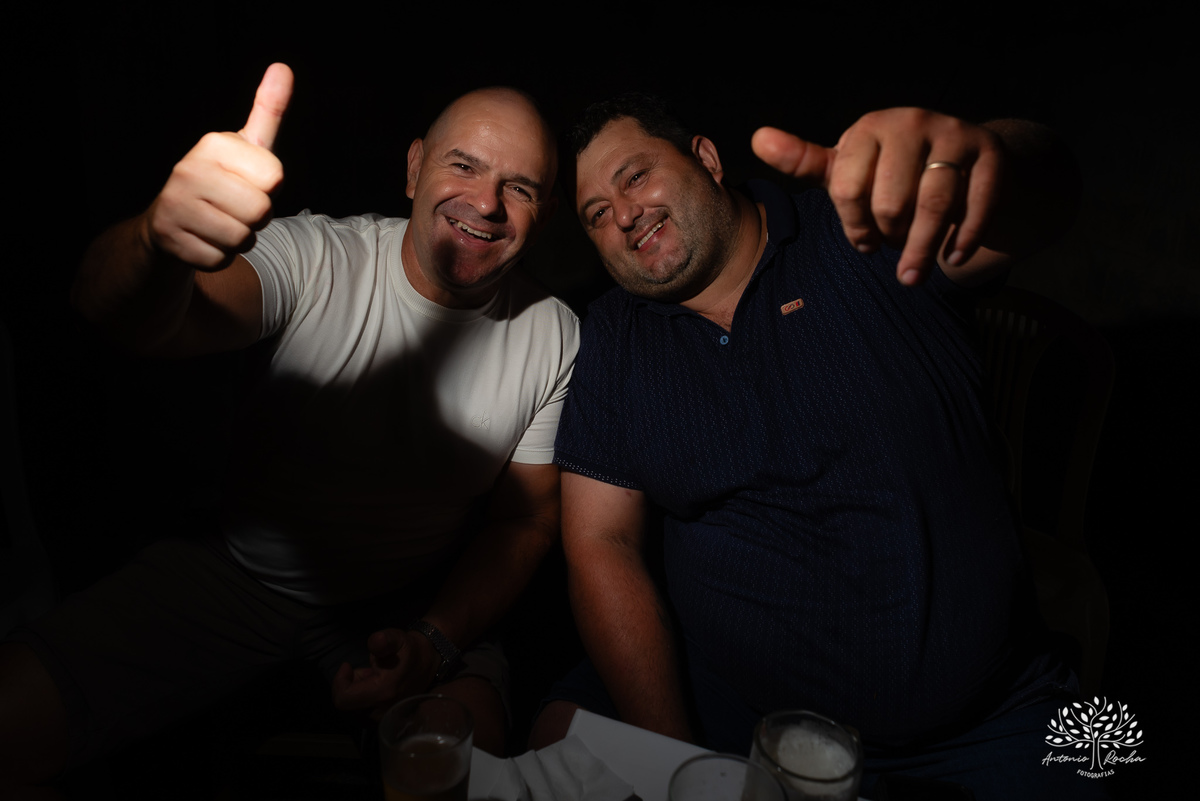 formatura - Direito - UFRGS - celebração - família - amigos - emoção - gratidão - conquista - pizzaria - raízes - colação de grau - festa - fotografia - memórias - alegria - sucesso - trajetória - abraços - momentos especiais-cerro grande do sul - pelotas