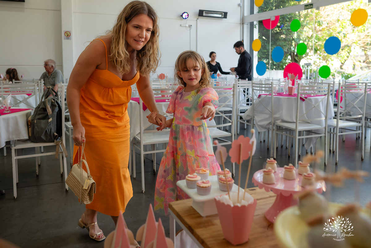 primeiro aninho - aniversário infantil - fotografia de festa - ensaio infantil - registro fotográfico - fotografia profissional - fotografia de crianças - festa de aniversário - fotografia de momentos – Pelotas – Loly Pop – Antonio Rocha Fotografias