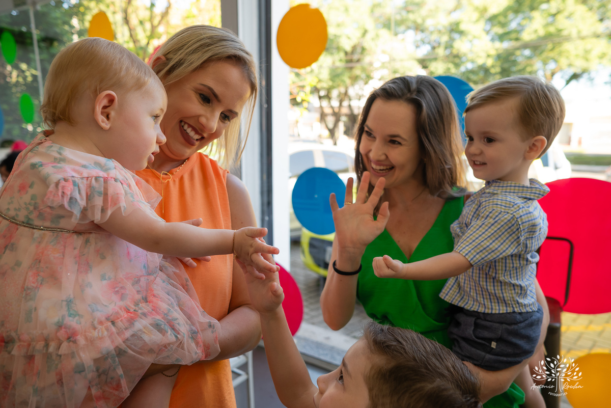 primeiro aninho - aniversário infantil - fotografia de festa - ensaio infantil - registro fotográfico - fotografia profissional - fotografia de crianças - festa de aniversário - fotografia de momentos – Pelotas – Loly Pop – Antonio Rocha Fotografias