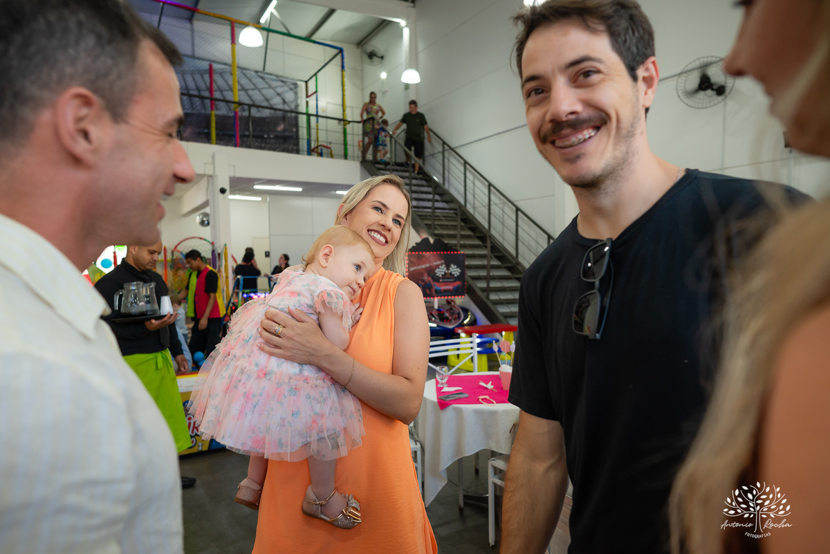 primeiro aninho - aniversário infantil - fotografia de festa - ensaio infantil - registro fotográfico - fotografia profissional - fotografia de crianças - festa de aniversário - fotografia de momentos – Pelotas – Loly Pop – Antonio Rocha Fotografias